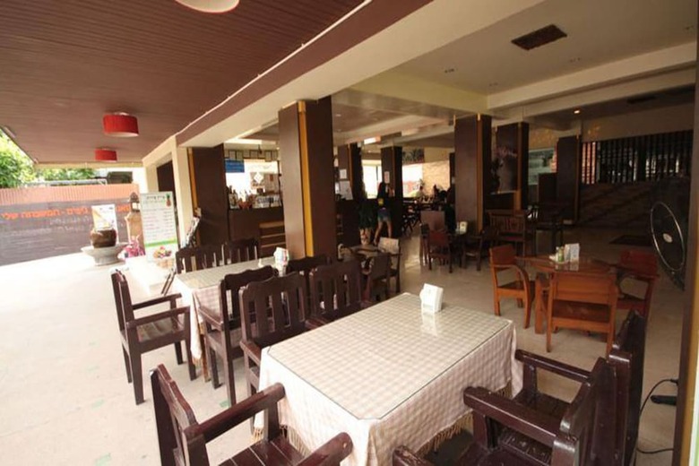 Thana Hotel
