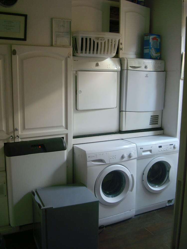 Hostal Glamorgan House