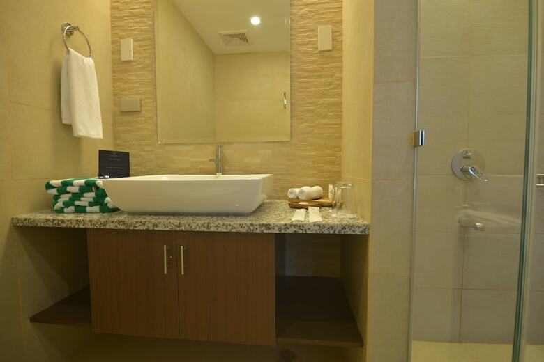 Hotel Aureo La Union