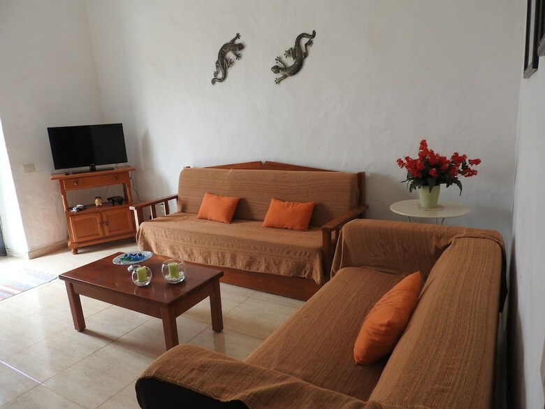 Apartamentos Casa Emblem�tica Casa Del Cuartel