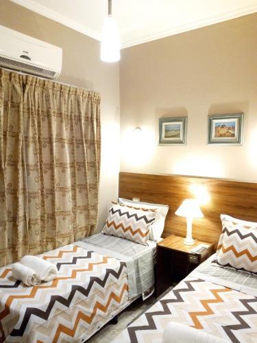 Albergue Yh Petit Hotel