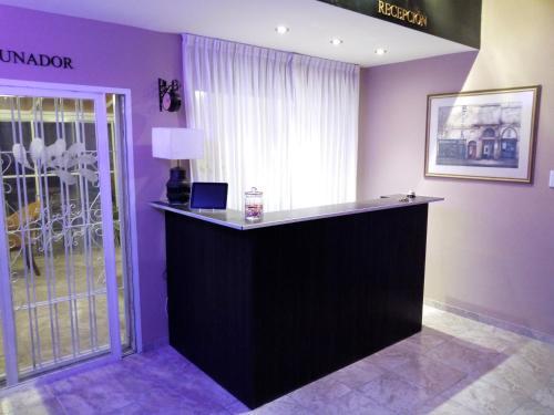 Albergue Yh Petit Hotel