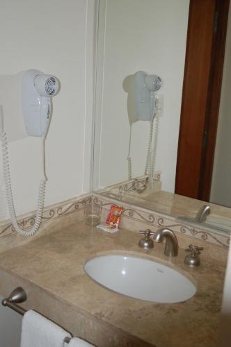 Camino Real Plaza Hotel