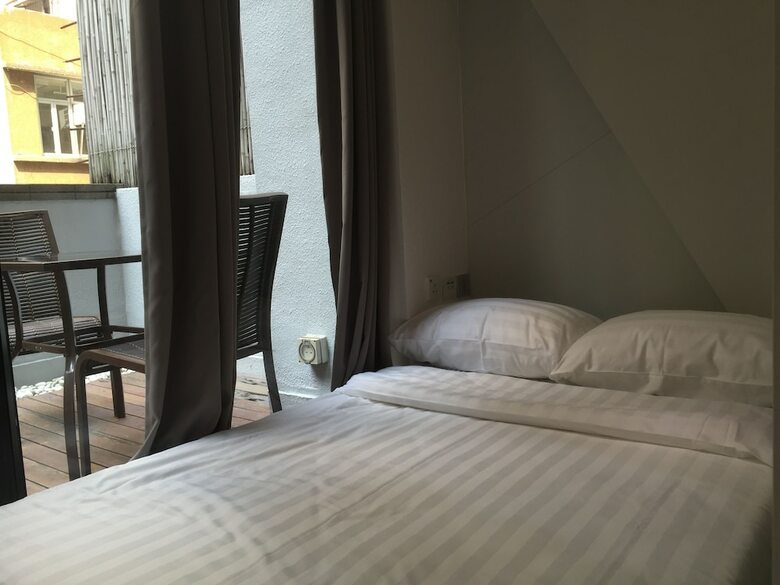 Homy Hotel Central