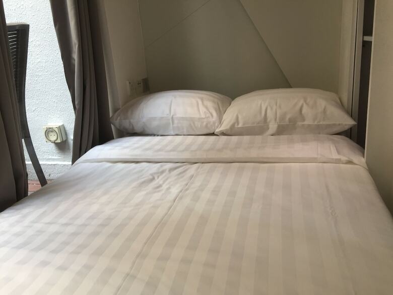 Homy Hotel Central
