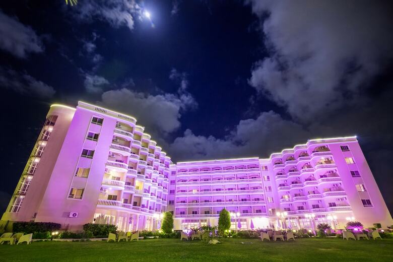 Hotel Tolip Family Club Borg El Arab