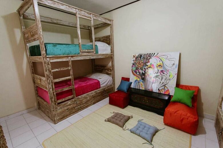 Hotel Clamonic House By Madhava