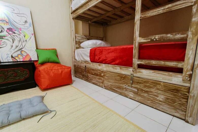 Hotel Clamonic House By Madhava