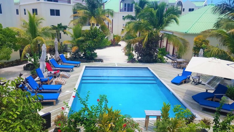 Tres Cocos Resort