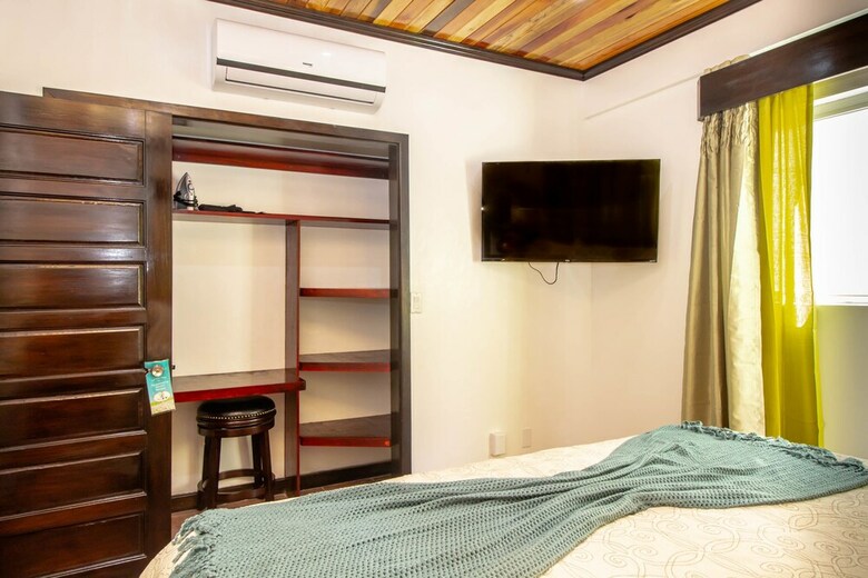 Tres Cocos Resort