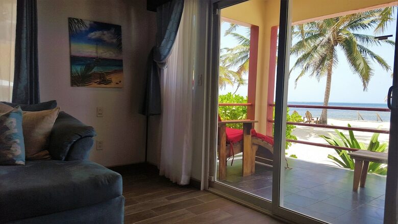Tres Cocos Resort