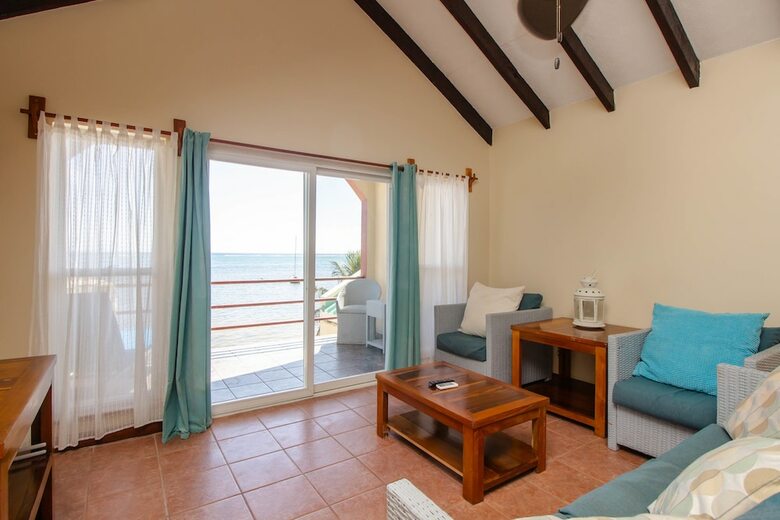 Tres Cocos Resort