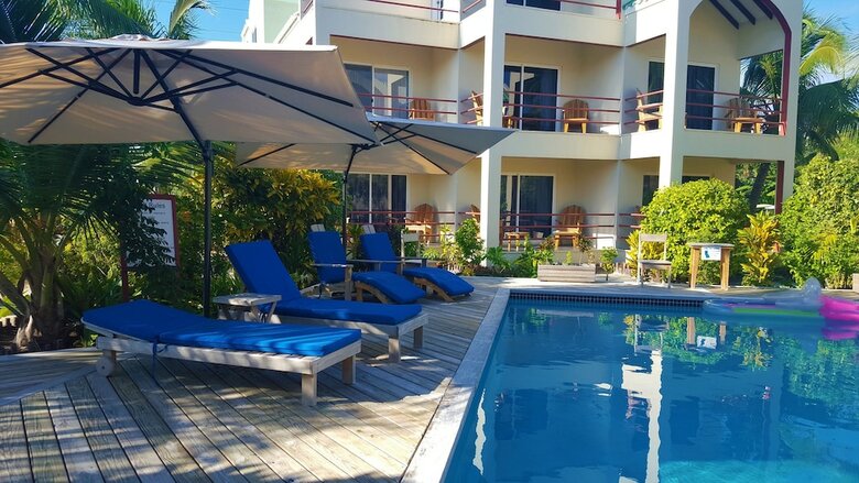 Tres Cocos Resort