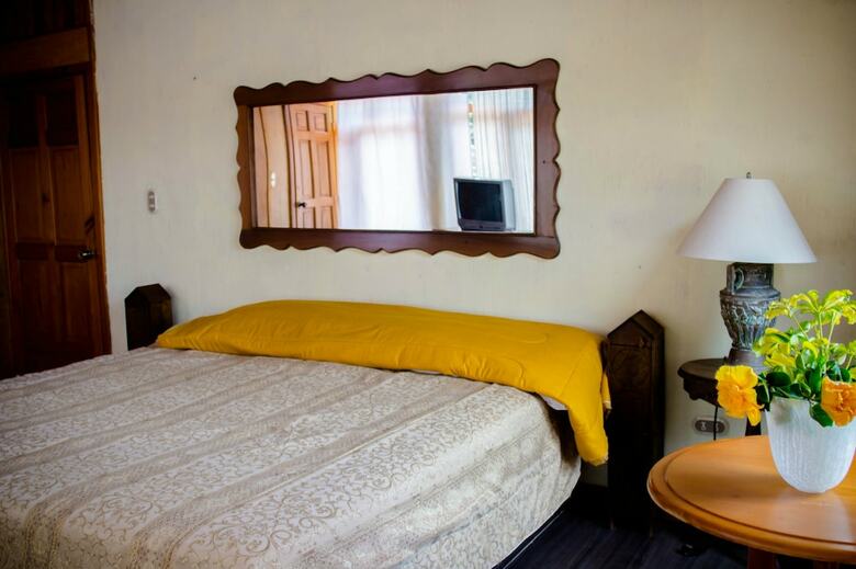 Hotel Caba�a Del Arco