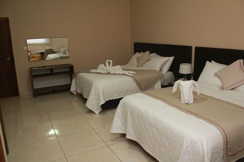 Murex Plaza Hotel & Suites