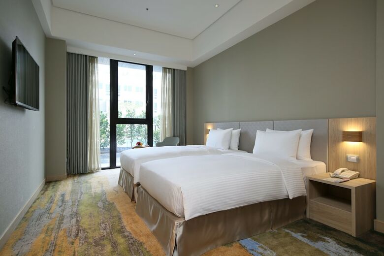 South Urban Hotel