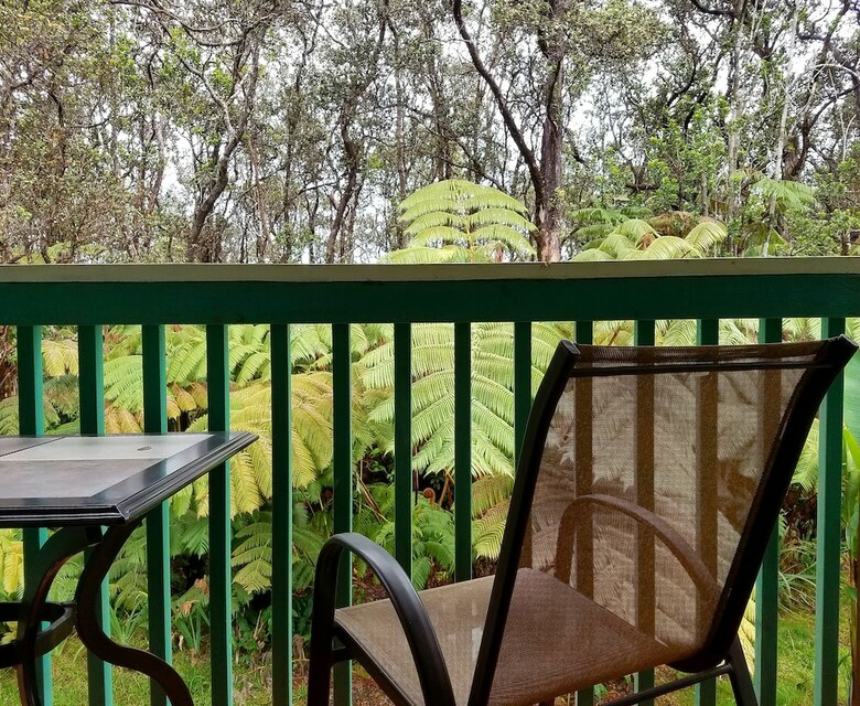 Bed & Breakfast Lava Pond Lodge