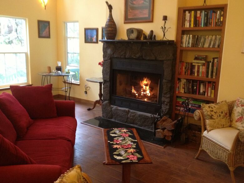 Bed & Breakfast Lava Pond Lodge