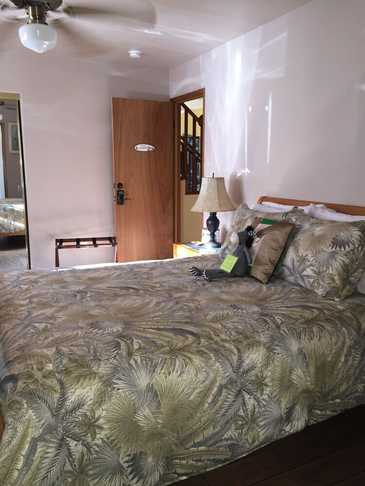 Bed & Breakfast Lava Pond Lodge