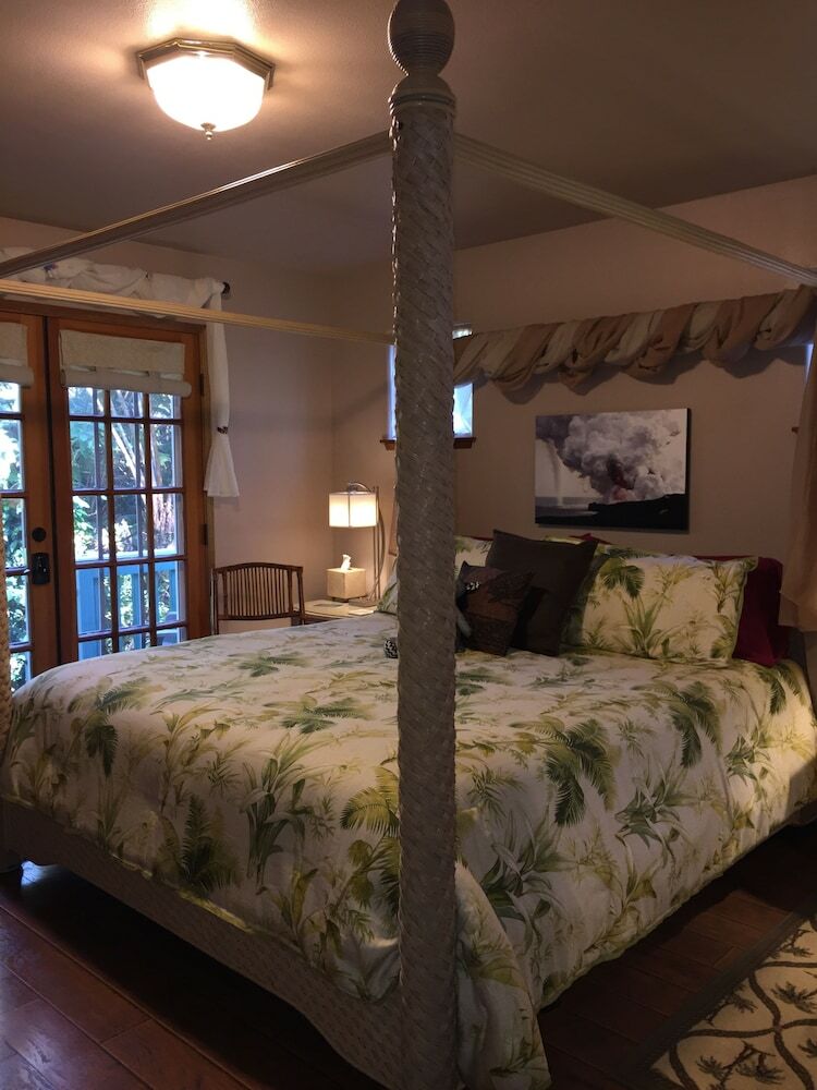 Bed & Breakfast Lava Pond Lodge