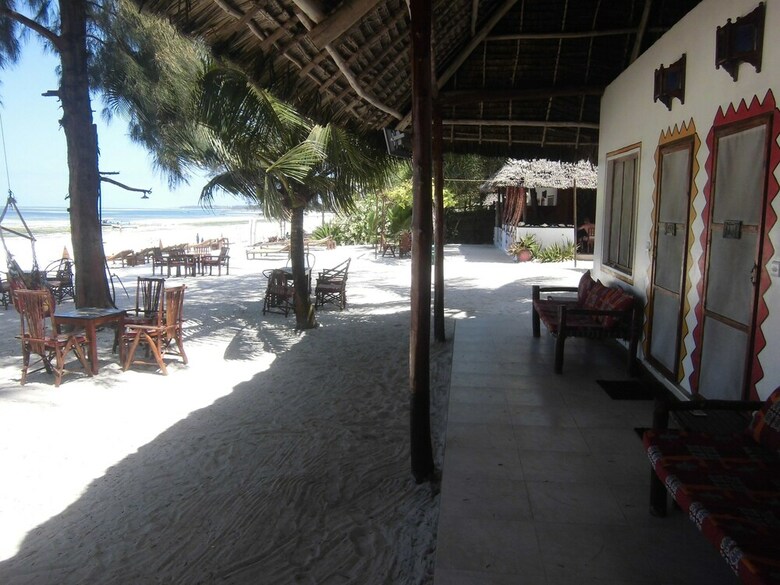 Bed & Breakfast Simba Beach Zanzibar