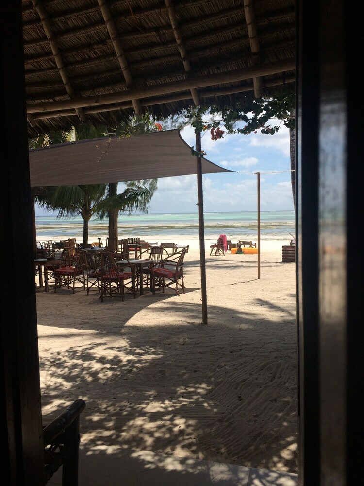 Bed & Breakfast Simba Beach Zanzibar