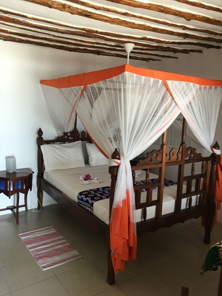 Bed & Breakfast Simba Beach Zanzibar