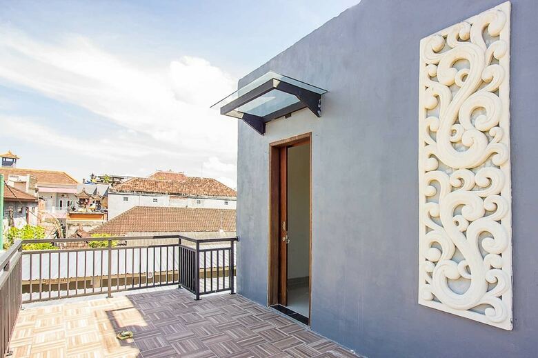 Hotel Tri Homestay Kuta