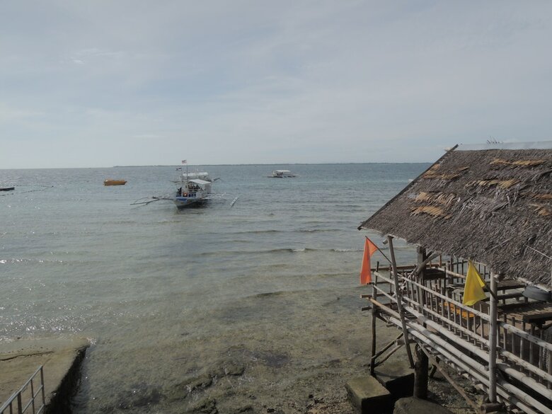 Hotel Kawayan Marine Village Beach Resort