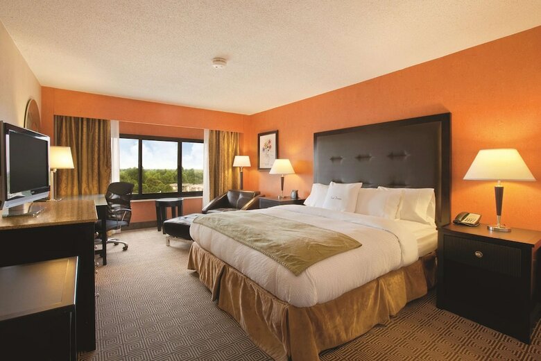 Hotel Doubletree By Hilton Springfield