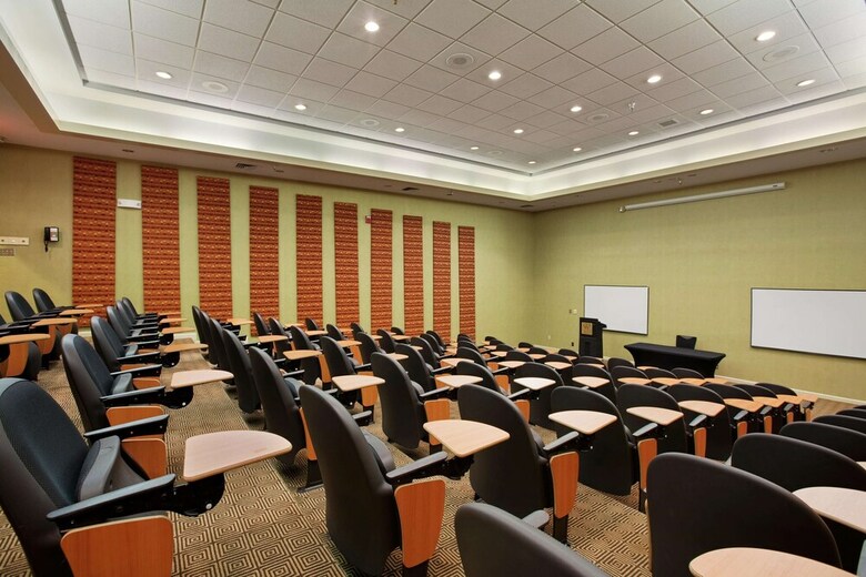 Hotel Doubletree By Hilton Springfield