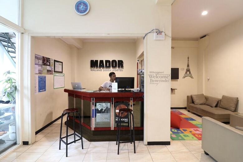 Hostal Mador Malang Dorm Hostel