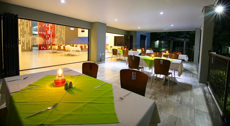 Hotel Travelodge Kasane