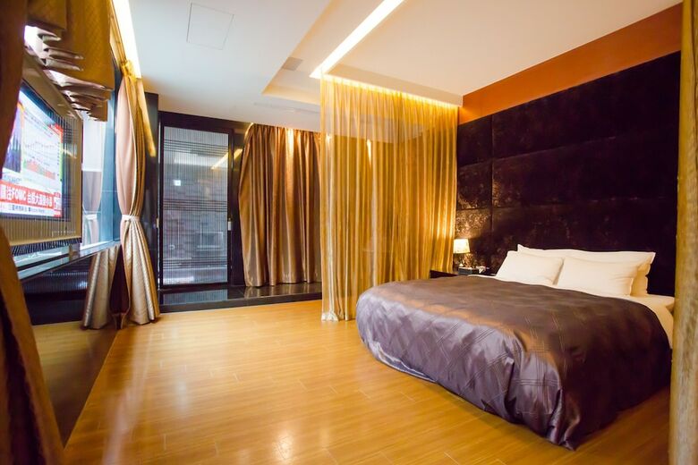 Hotel Orient Luxury Villa Motel