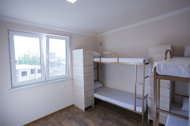 Hostal Your Hostel
