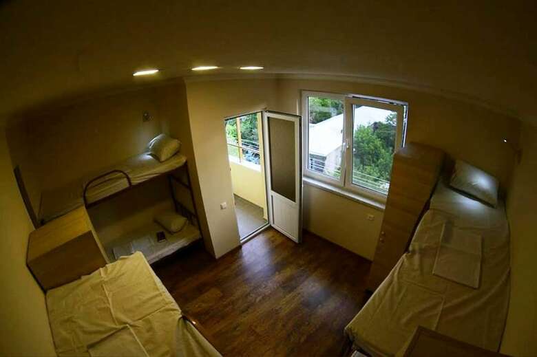 Hostal Your Hostel