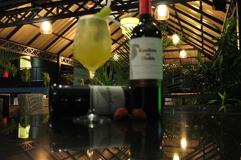 Hostal Feliz Hostel Cafe & Bar