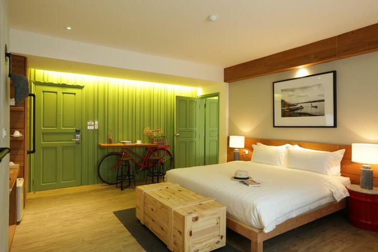 Nandha Hotel