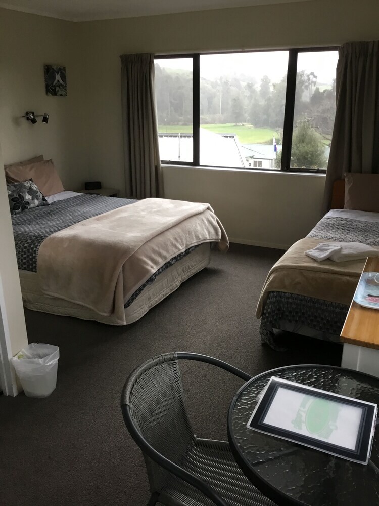 Hotel Waitomo Caves Guest Lodge