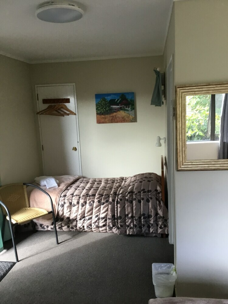 Hotel Waitomo Caves Guest Lodge