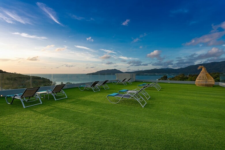 Crest Pool Villas