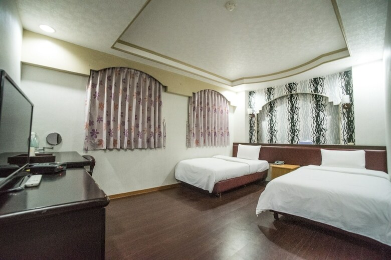Wl Hotel