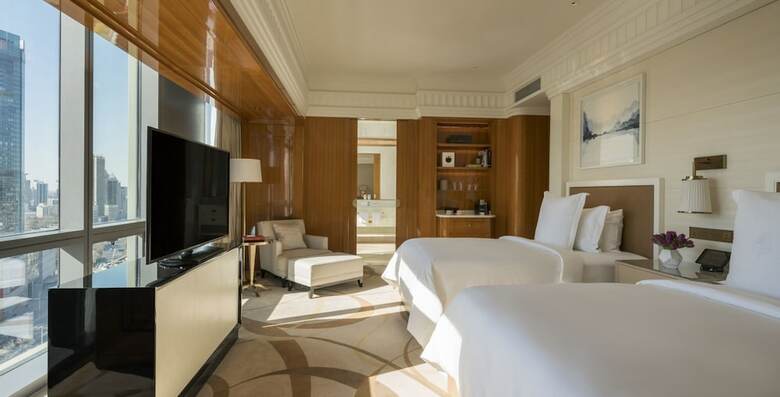 Four Seasons Hotel Tianjin
