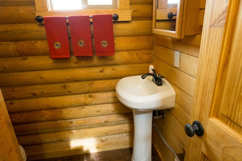 Cabana Red Canyon Village
