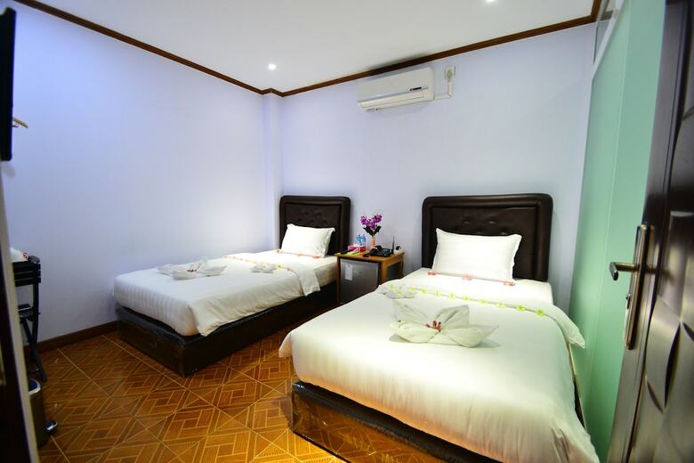 Woodland Hotel