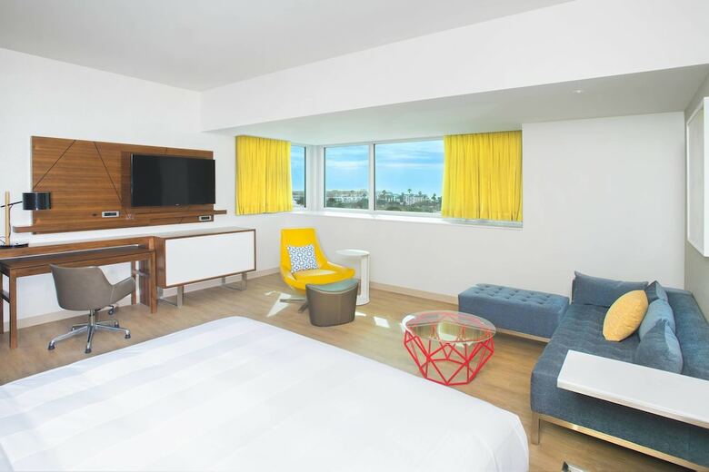 Hotel Courtyard By Marriott Santa Monica