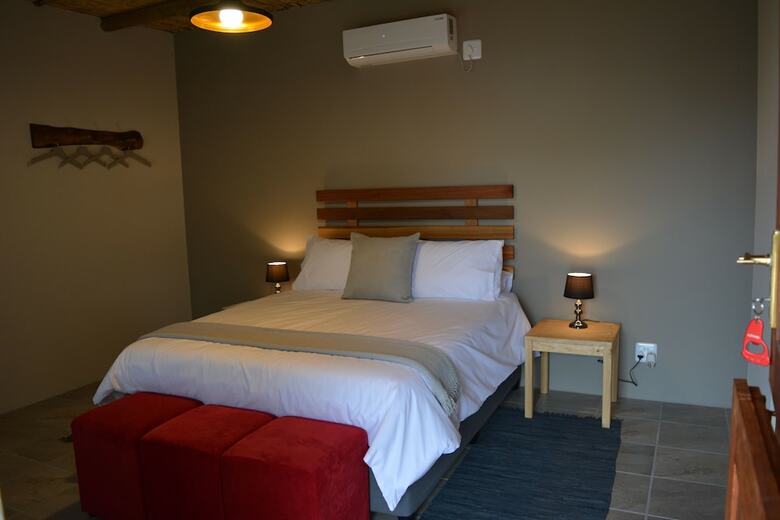 Bed & Breakfast Travellers Rest