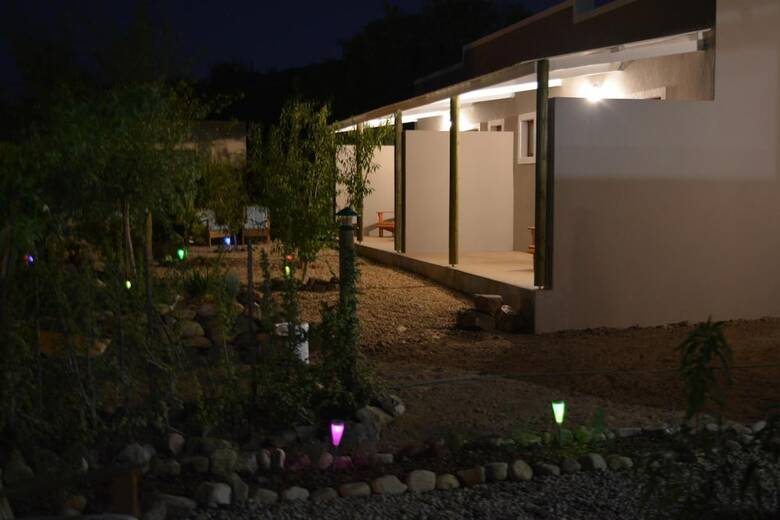 Bed & Breakfast Travellers Rest