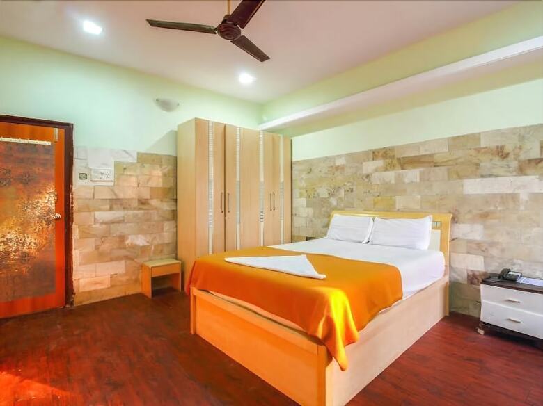 Evergreen Hotel