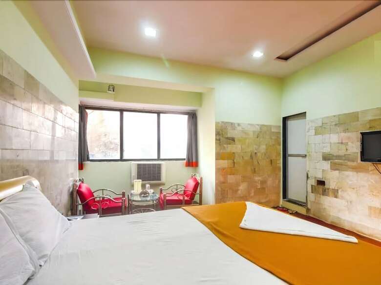 Evergreen Hotel